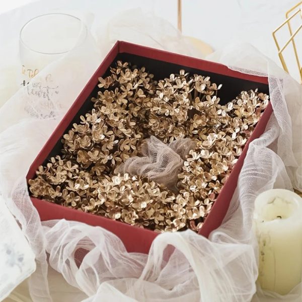 6pcs Gold Dried Hydrangea Flowers Luxury Artificial Decor for Home and Events 6pcs Gold Dried Hydrangea Flowers Luxury Artificial Decor for Home and Events