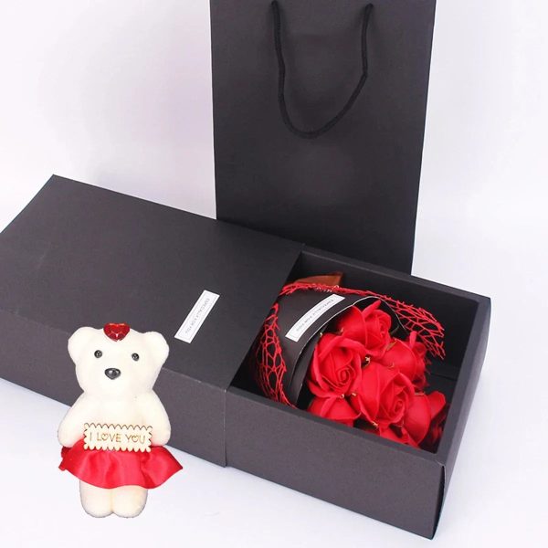 7-Head Rose Bouquet with Little Bear Gift Box – Handmade Gift for Valentine’s Day, Mother’s Day, or Birthday