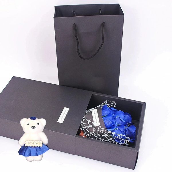 7-Head Rose Bouquet with Little Bear Gift Box – Handmade Gift for Valentine’s Day, Mother’s Day, or Birthday