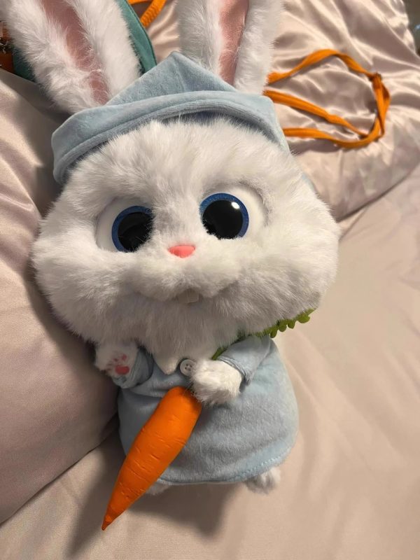 Cute Snowball Plush Toy - Movable Ears & Carrots