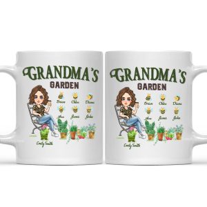 Grandma's Garden And Bees - Personalized White Ceramic Mug - Gift For Mom, Grandma, Mothers Day, Plant Lovers | GR21 NA94