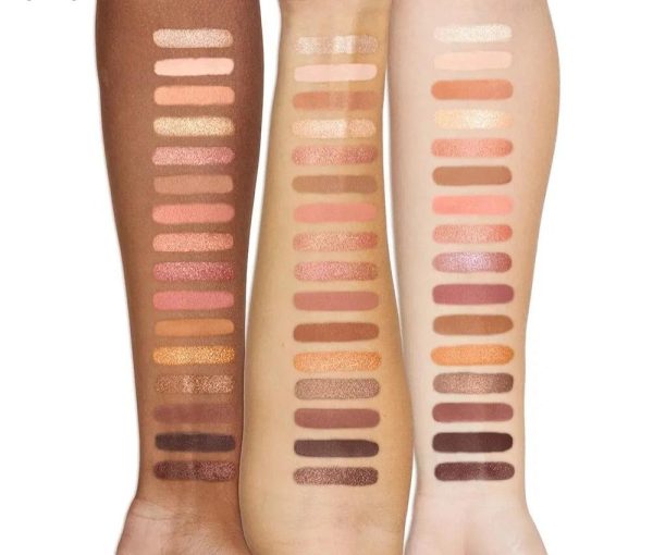 Popfeel 16-Shade Eyeshadow Palette Coral Color Scheme With Pearl & Matte Finishes