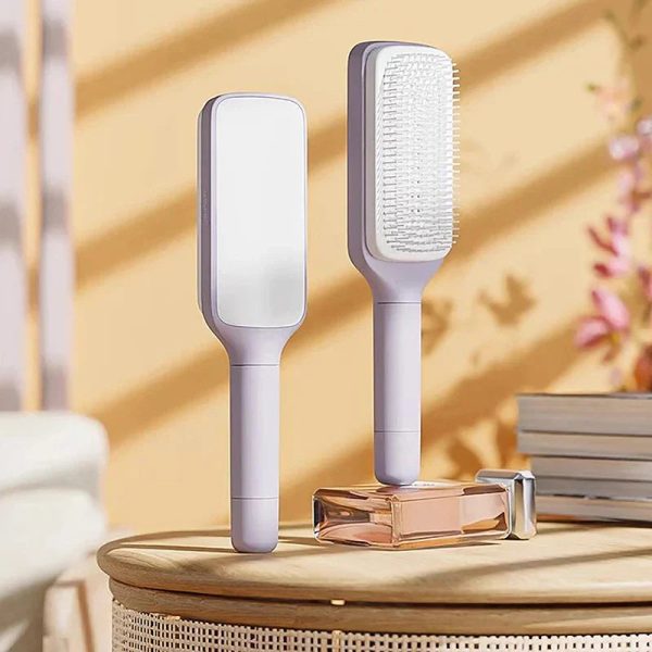 Self Cleaning Hairbrush Self Cleaning Hairbrush