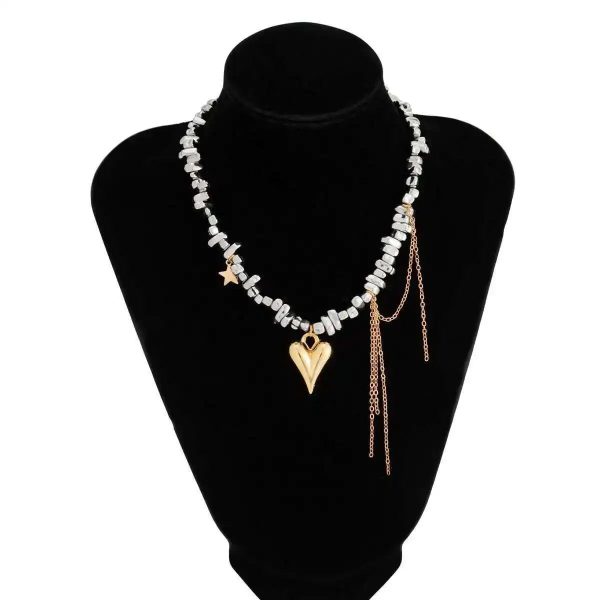Vintage Heart Pendant Beaded Choker Necklace Vintage Heart Pendant Beaded Choker Necklace